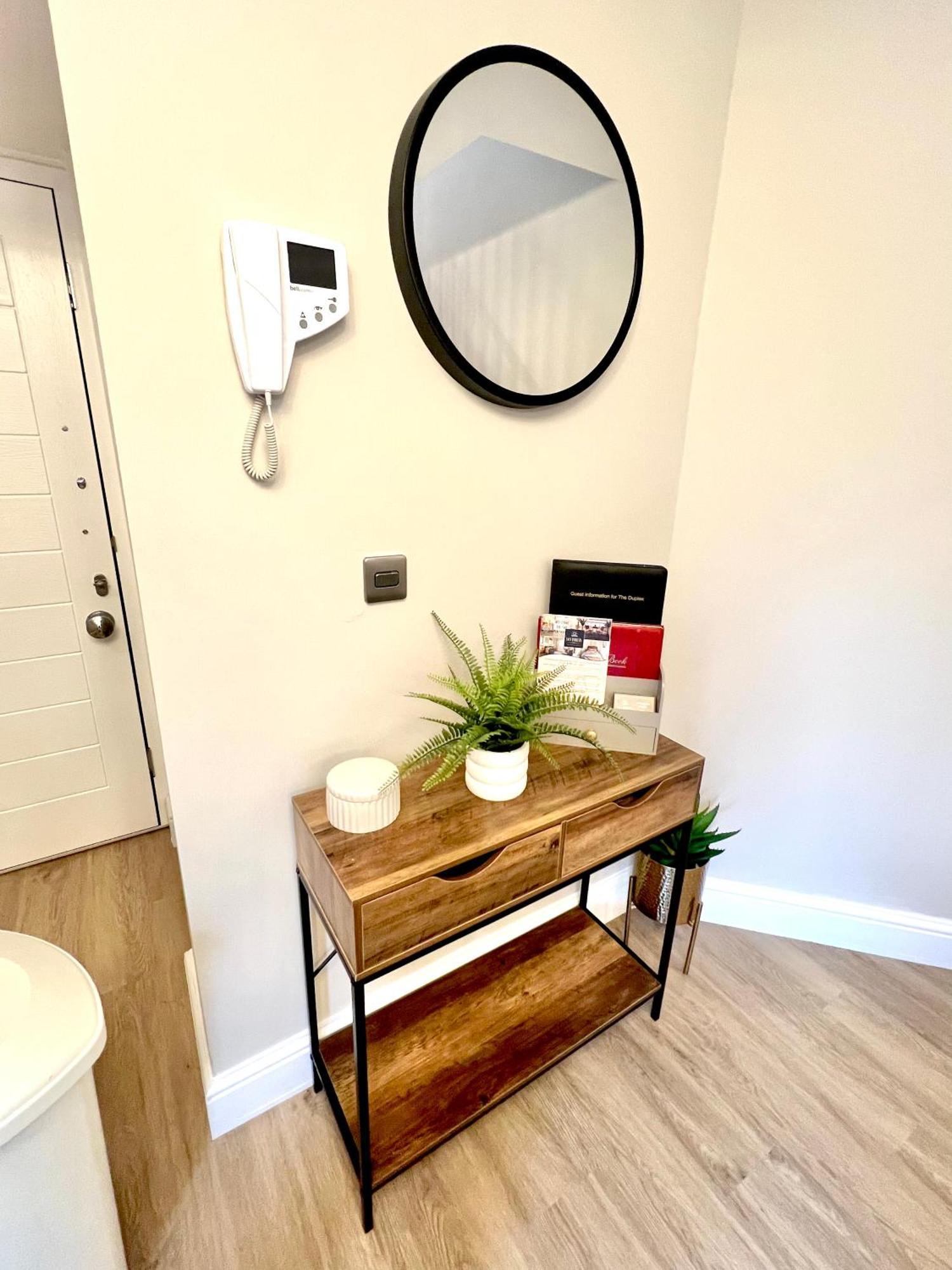 The Duplex Margate With Deck & Living Space Air Conditioning Εξωτερικό φωτογραφία